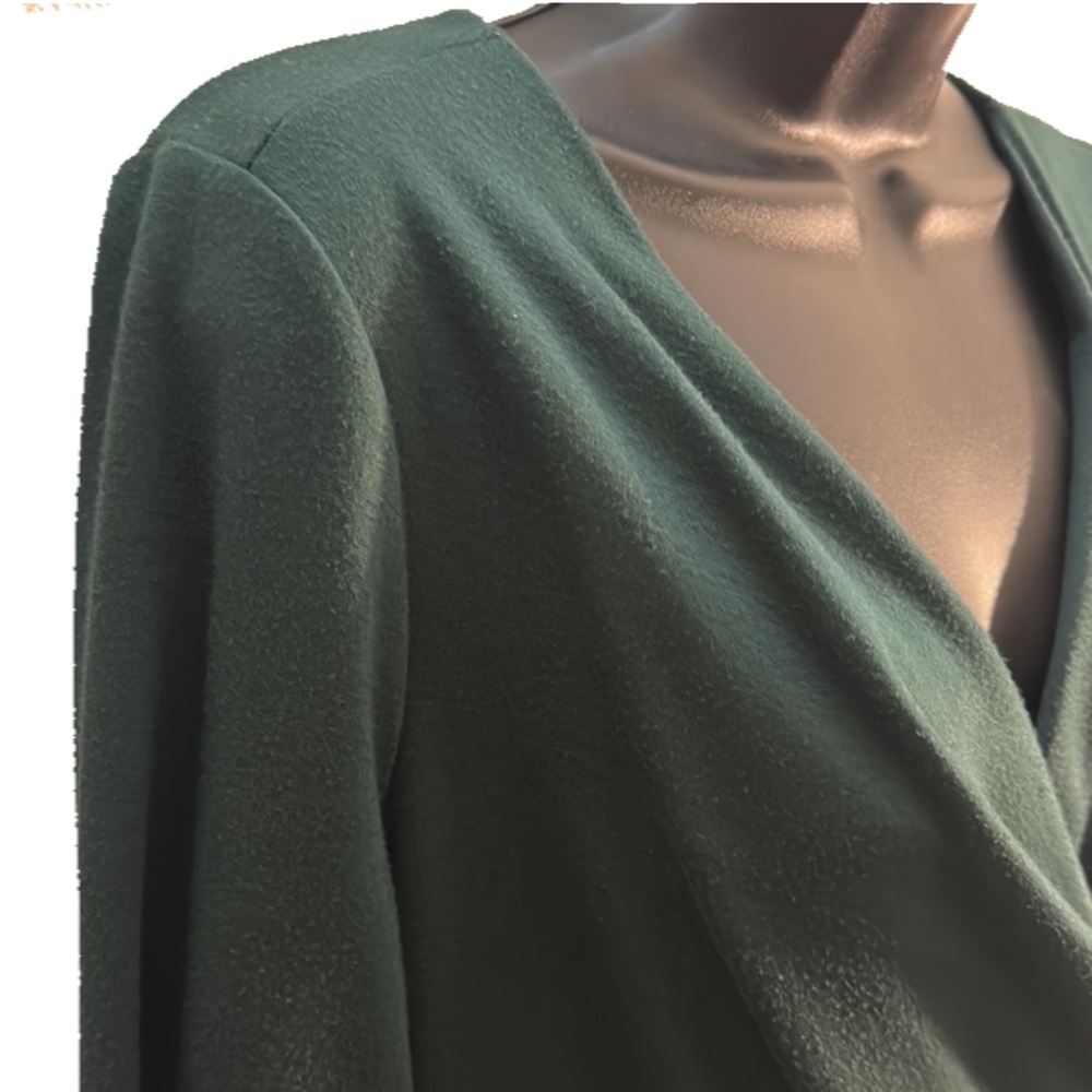 Ann Taylor size 10 emerald green 3/4 sleeve below the knee faux wrap vneck dress - Picture 5 of 10
